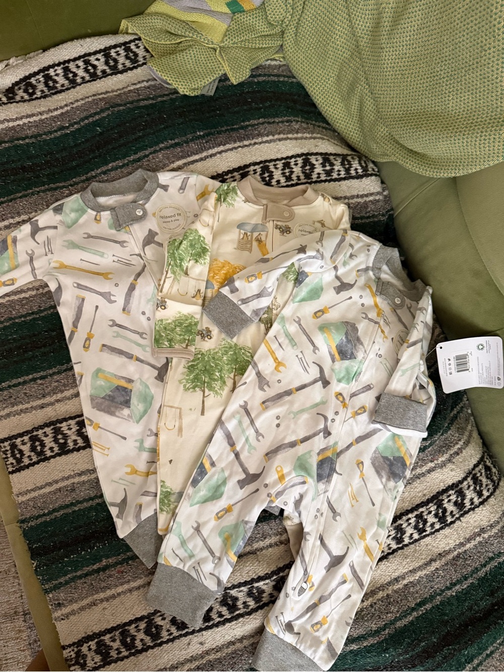 BNWT - Burt’s Bees - size 0-3 mo Tool & Nature Print Pajamas - set of 3